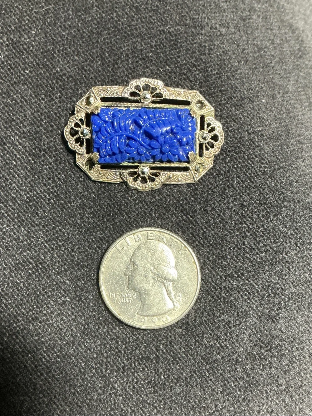 Vintage 1930s Art Deco Faux Lapis Lazuli Filigree Brooch Pin- Molded Blue Glass